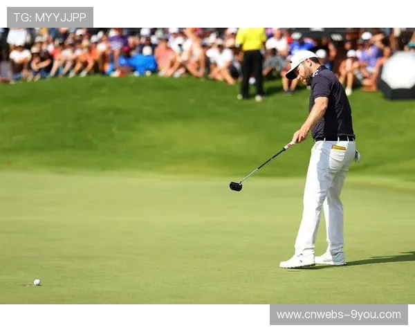 世界高尔夫锦标赛南非黑马夺冠，雨中推杆定胜负